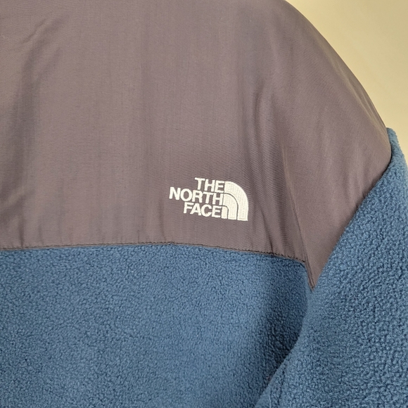 The North Face Denali Jacket - Picture 8 of 11